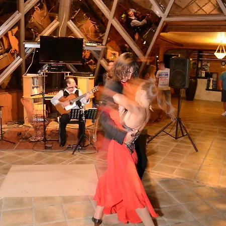 아파트 La Piramide 3*