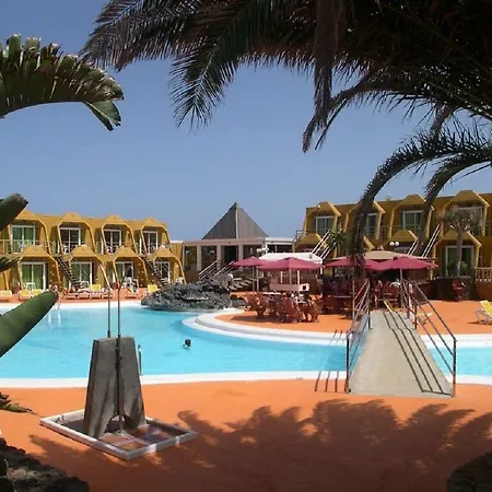 Apartment La Piramide 3*