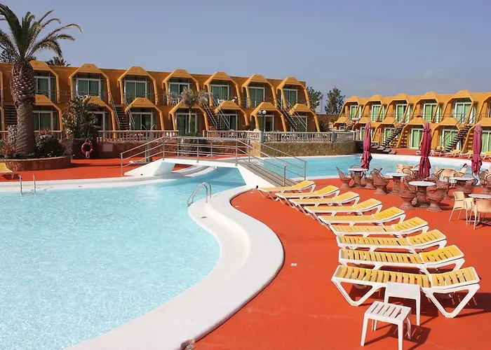 La Piramide Apartamento 3*