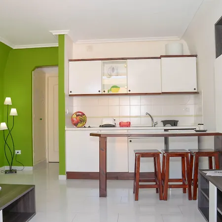 La Piramide Costa De Antigua