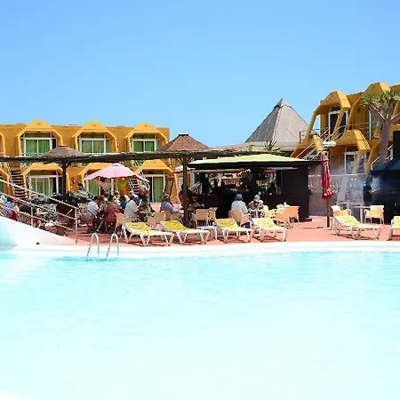 La Piramide 3* Costa De Antigua