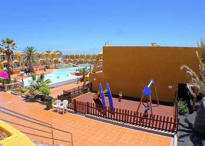 La Piramide Costa De Antigua