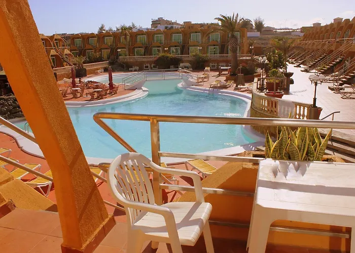 La Piramide 3* Costa De Antigua