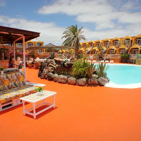 La Piramide Costa De Antigua